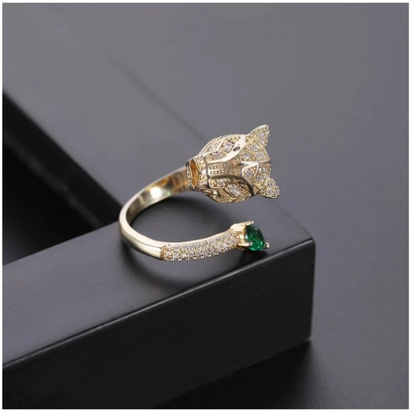 Diamond CZ & Emerald Leopard Ring 157 - Picture 5 of 6
